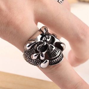 Silver Skull Dragon Claw Biker Gothic Ring